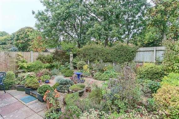 2&nbsp;Bedroom&nbsp;Semi-Detac...