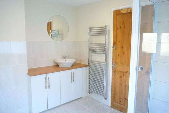 4 Bedroom Semi-Detac...