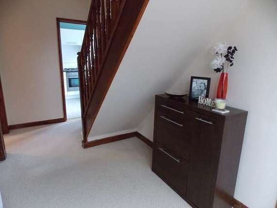 3 Bedroom Semi-Detac...