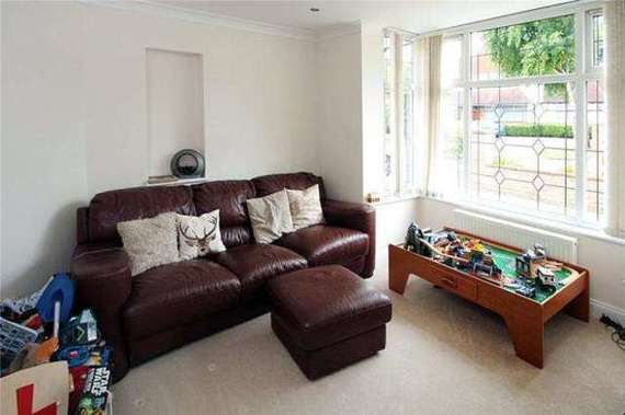 6 Bedroom Detached