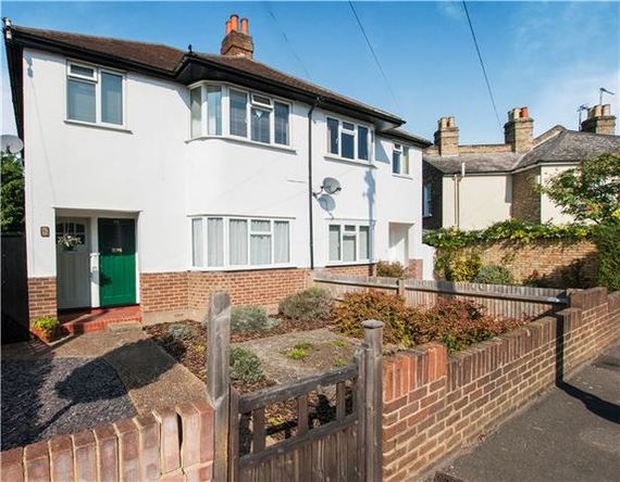 2 Bedroom Maisonette