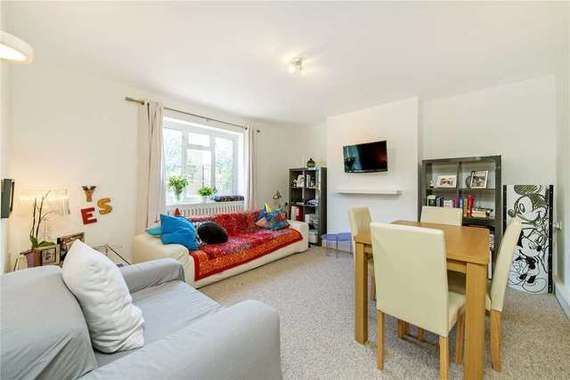 2 Bedroom Flat