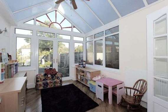 4 Bedroom Semi-Detac...