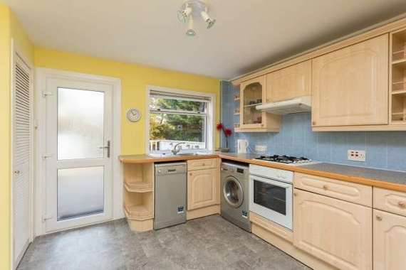 3 Bedroom End of Ter...