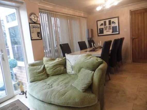 3 Bedroom Semi-Detac...