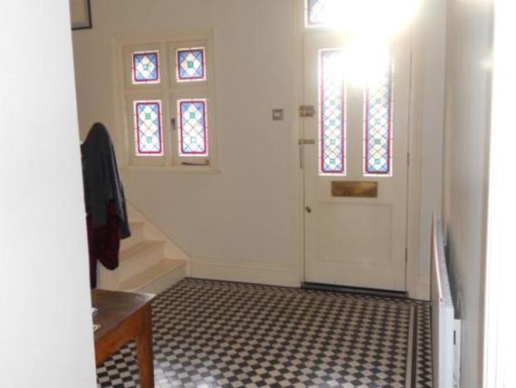 5&nbsp;Bedroom&nbsp;Detached