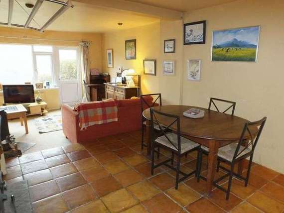 2 Bedroom Semi-Detac...