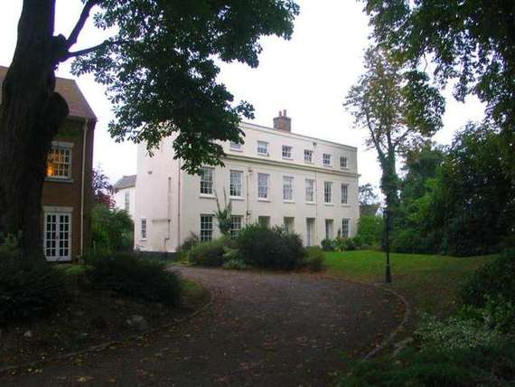 2 Bedroom Apartment