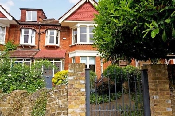 4 Bedroom Terraced