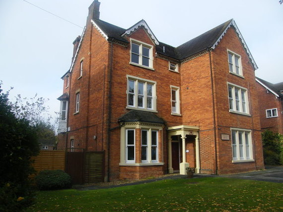 Bedfordshire  Bedford, MK40 2D...