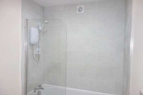 4 Bedroom End of Ter...