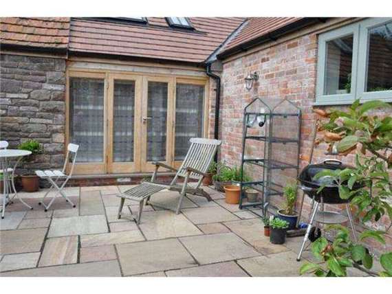 5 Bedroom Detached