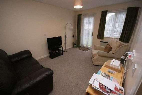 1 Bedroom Flat