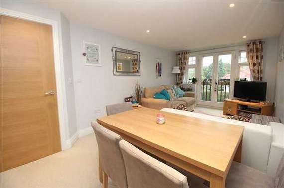 1 Bedroom Apartment