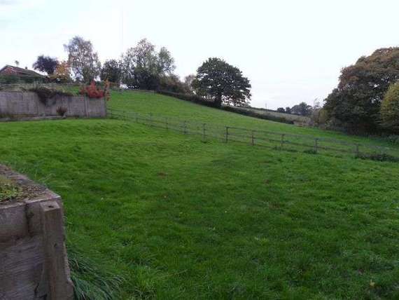 4 Bedroom Semi-Detac...