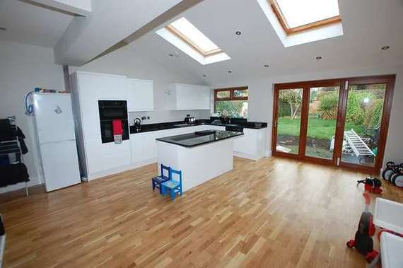 3 Bedroom Semi-Detac...