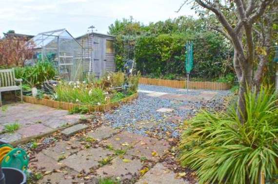 2 Bedroom Bungalow