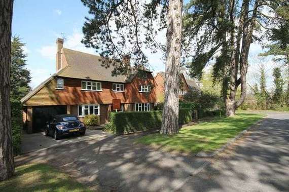 5&nbsp;Bedroom&nbsp;Detached