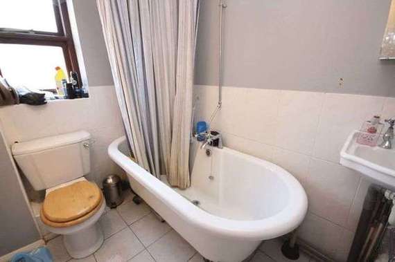4 Bedroom Semi-Detac...