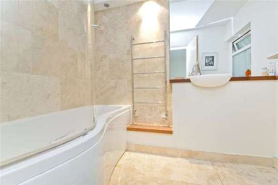 1 Bedroom Maisonette
