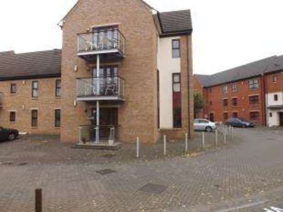 2 Bedroom Flat