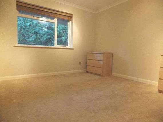 2 Bedroom Flat