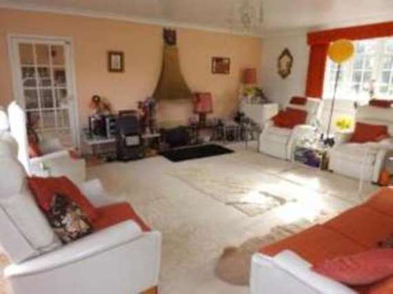 7 Bedroom Detached