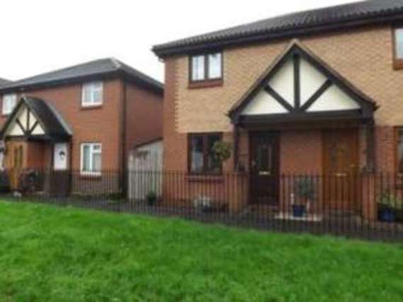 2 Bedroom End of Ter...