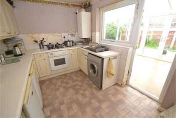 2 Bedroom End of Ter...