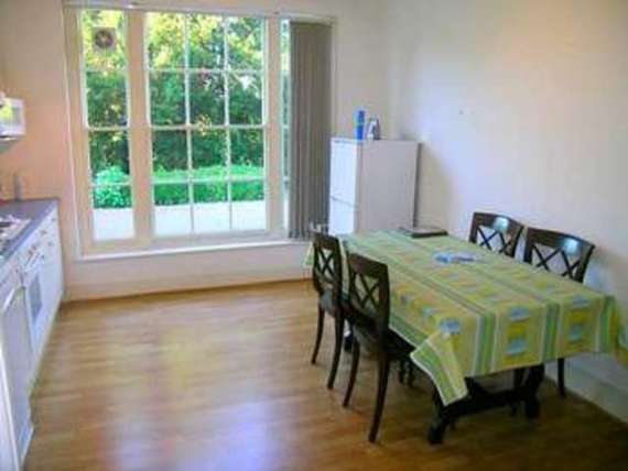 2 Bedroom Flat