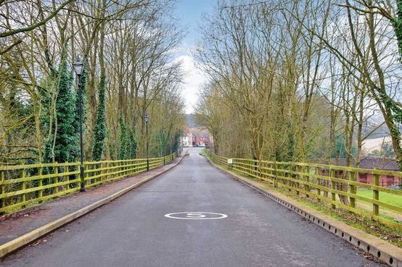 6 Bedroom Detached