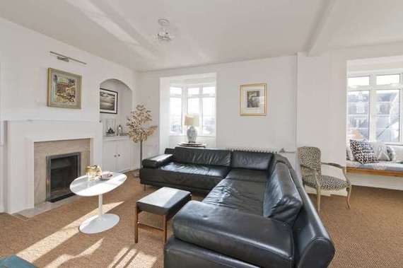 4 Bedroom Apartment