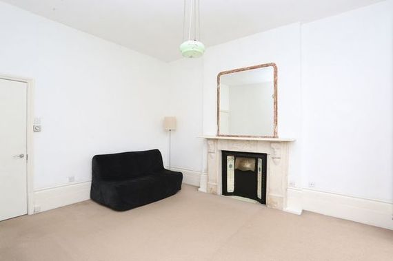1 Bedroom Flat