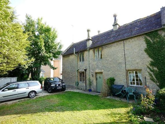 2&nbsp;Bedroom&nbsp;Detached