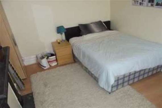 5 Bedroom Detached