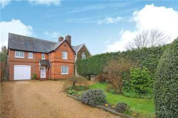 4 Bedroom Semi-Detac...