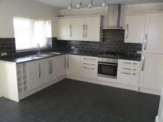 3 Bedroom Semi-Detac...