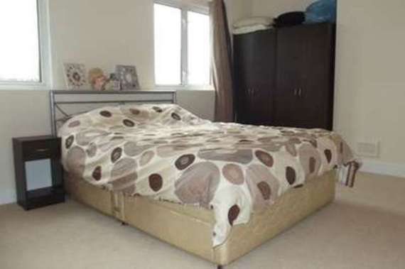 1 Bedroom Flat