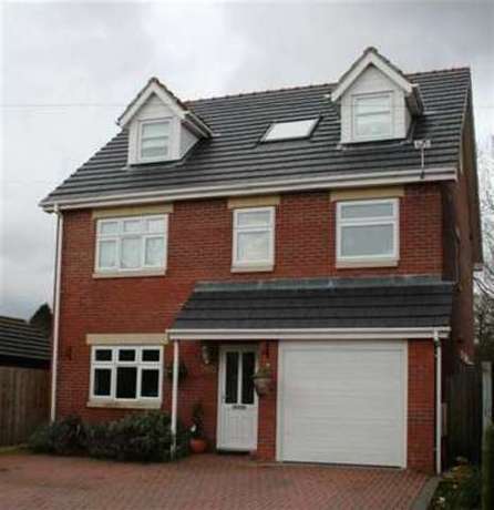 5 Bedroom Detached