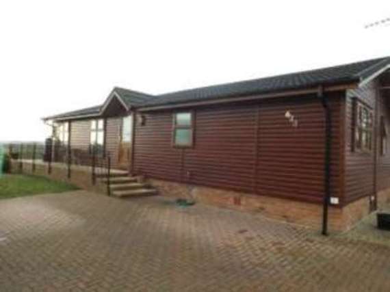 2&nbsp;Bedroom&nbsp;Detached