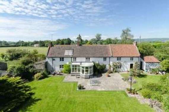 6 Bedroom Detached