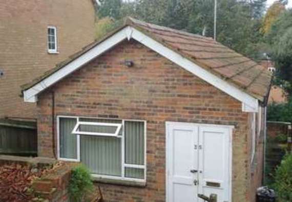 1 Bedroom Detached