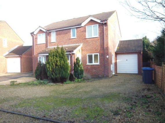 3&nbsp;Bedroom&nbsp;Semi-Detac...