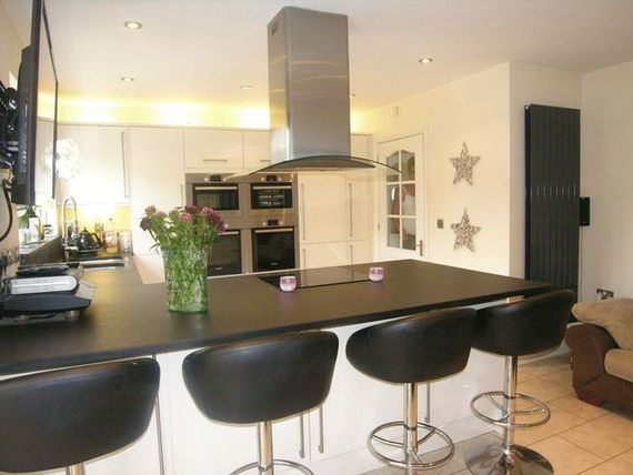 5 Bedroom Detached