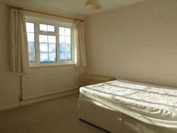 4&nbsp;Bedroom&nbsp;Detached