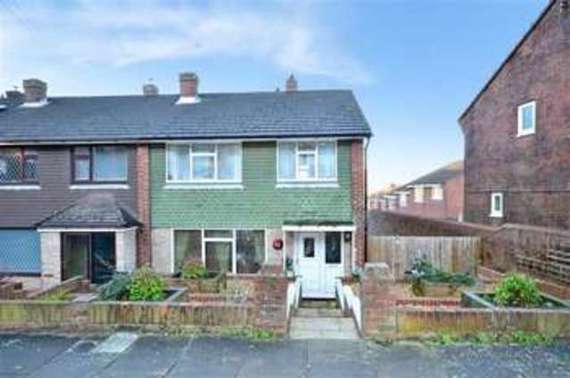 3 Bedroom End of Ter...