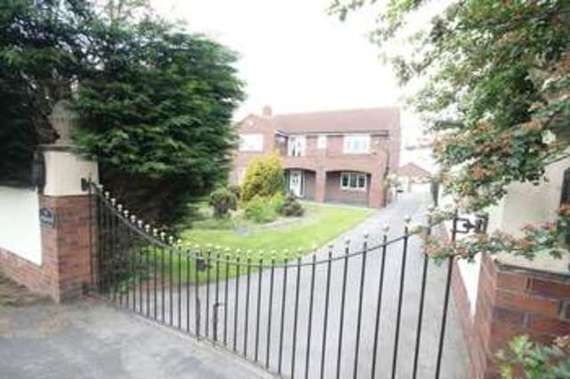 5 Bedroom Detached