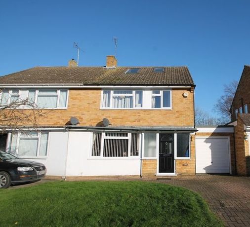 4 Bedroom Semi-Detac...