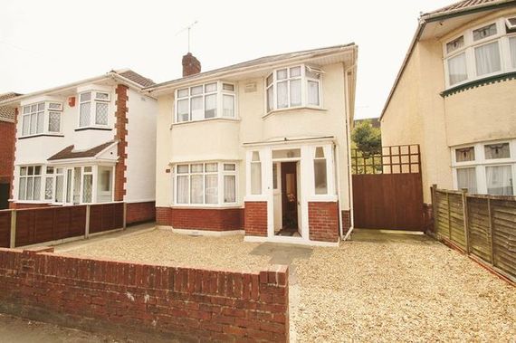 5&nbsp;Bedroom&nbsp;Detached