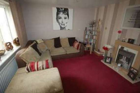 3 Bedroom Semi-Detac...